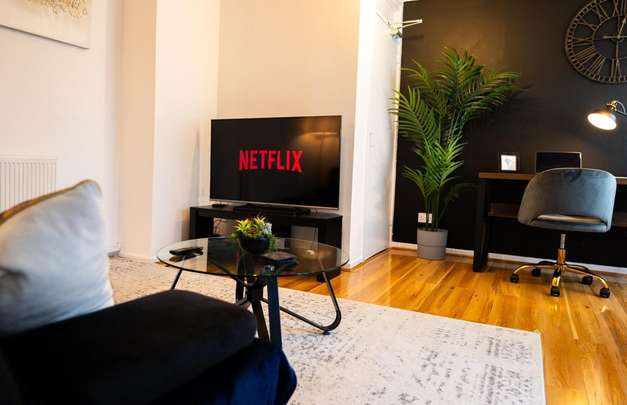 Arena Apartment With Balcony Birmingham Ngoại thất bức ảnh