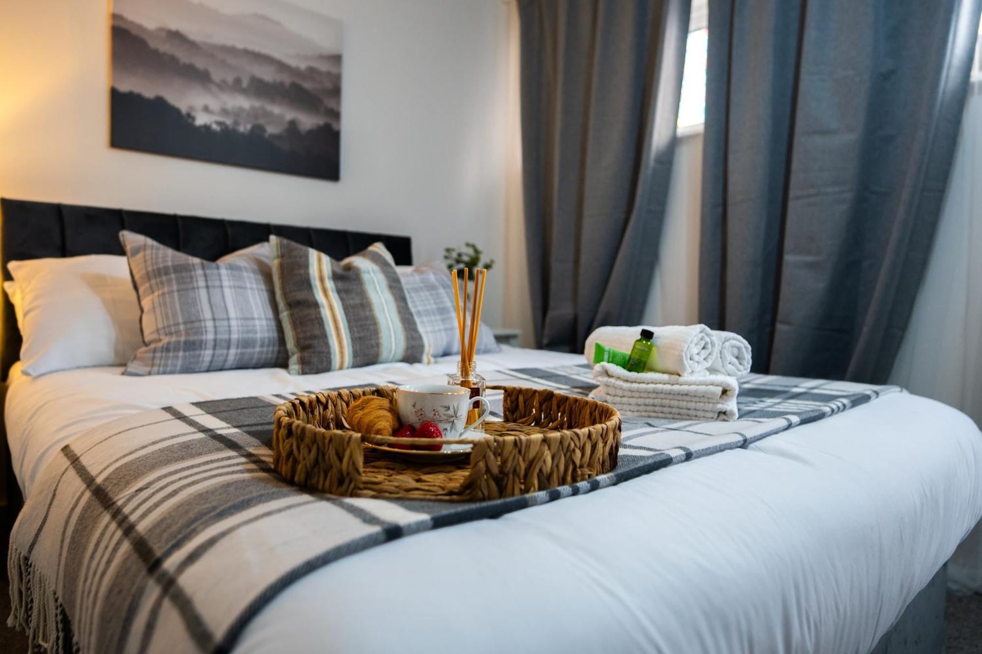 Arena Apartment With Balcony Birmingham Ngoại thất bức ảnh