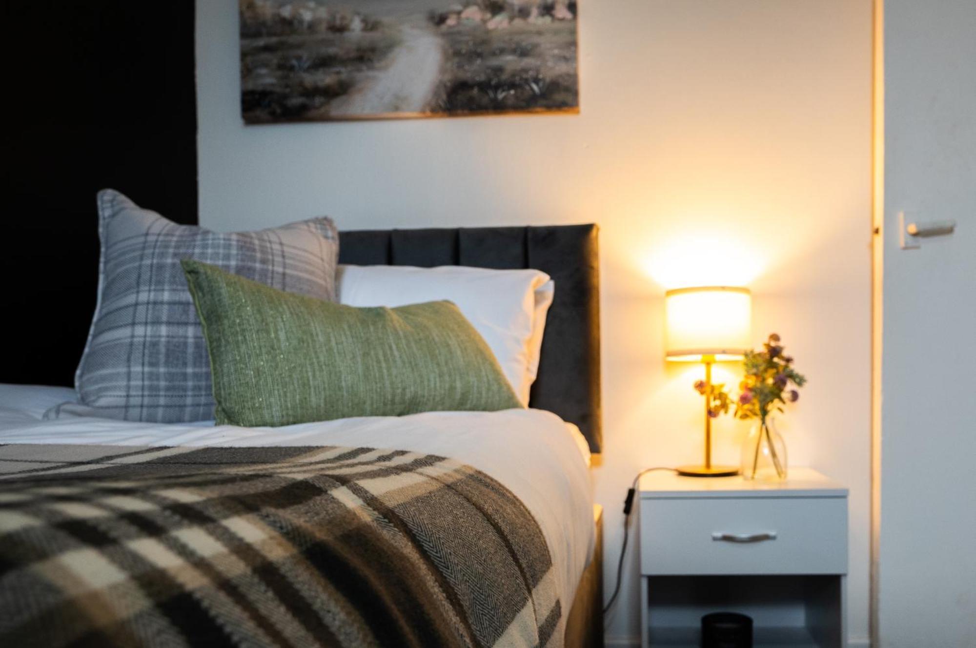 Arena Apartment With Balcony Birmingham Ngoại thất bức ảnh